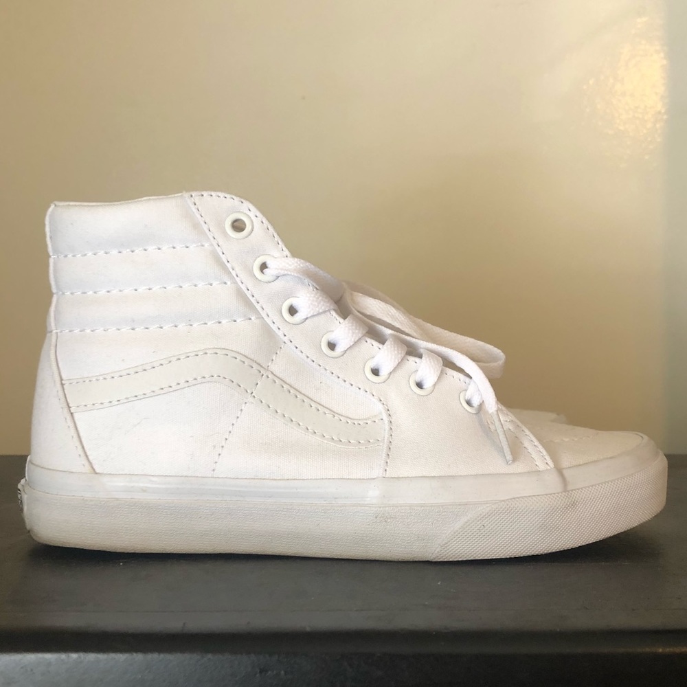 🎉SOLD🎉VANS SK8 HI TRUE WHITE